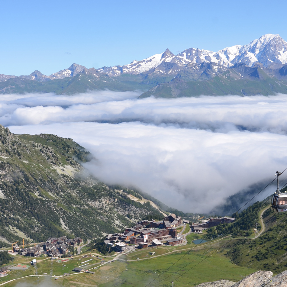 Chemin en montagne